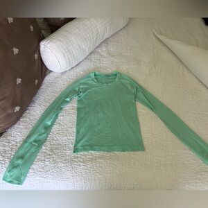 Lululemon Athletica Swiftly Tech Long - Sleeve Shirt (maybe “cropped), Sz 0 or 2